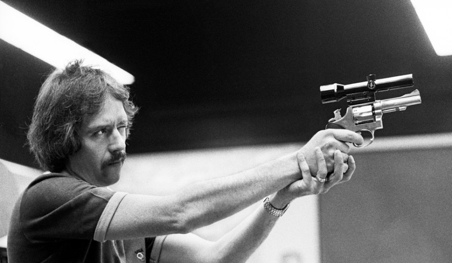 escape-from-new-york-p98jpg-d63e51_960w